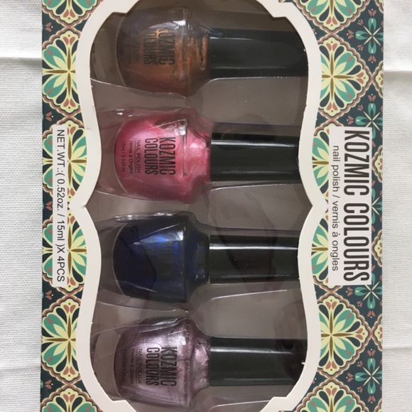 Kozmic Colours Nails Varnish Set - Vibrant Colours 💅🏾 ! NWOT Price Drop 🔥! - Picture 5 of 6